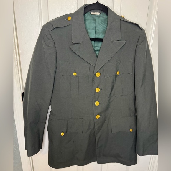 US ARMY CLASS A GREEN UNIFORM DRESS JACKET | 38R. - Picture 1 of 12